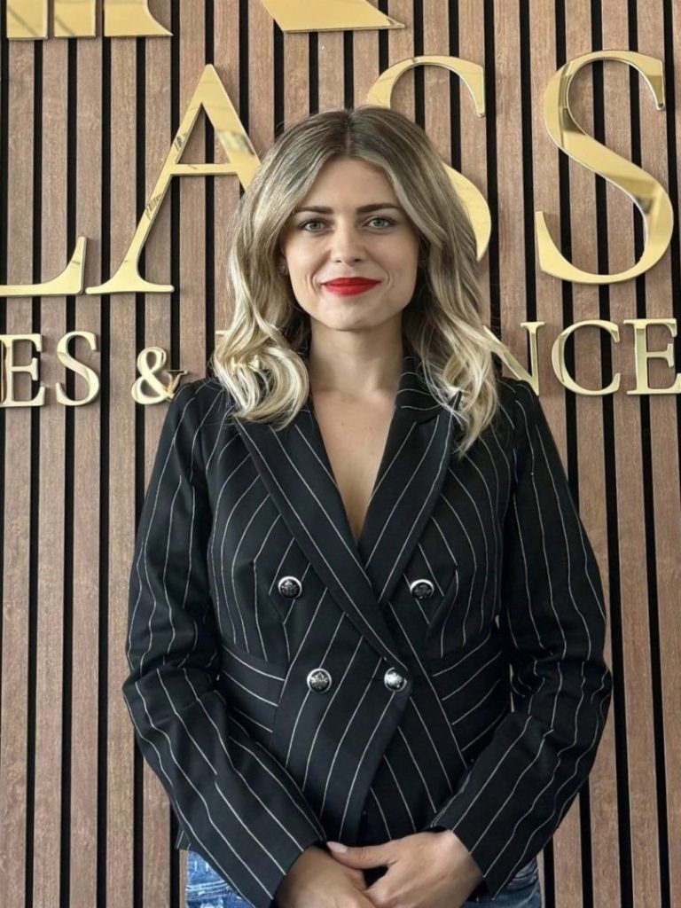 Alexandra Stoica, Broker Imobiliar la KLASS Estates & Finance – profesionalism și empatie în imobiliarele din București